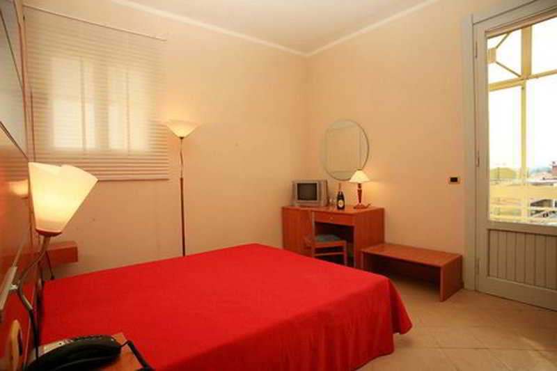 Hotel Crystal Palace Montecatini Terme Værelse billede